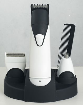 Trimmer de pelo para nariz y oreja multifuncional 3 en 1 con material plástico alimentado por batería